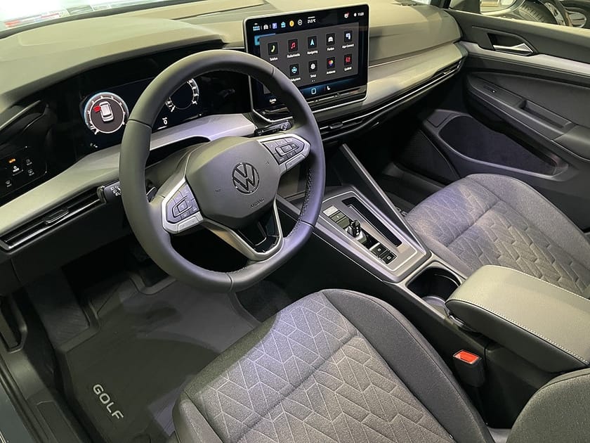 Bild 5 av Volkswagen Golf LIFE eTSI 150Hk DSG7 EDITION