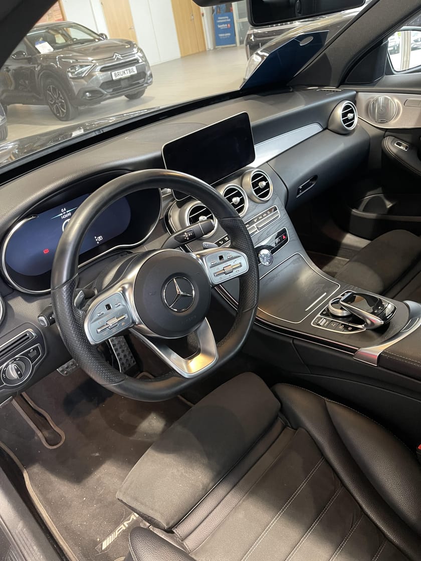 Bilde 4 av Mercedes-Benz C 300 4MATIC 300e Hybrid - Facelift/ACC/Navi/Norsk/AMG Line