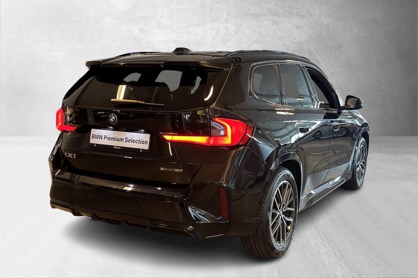 Bilde 2 av BMW iX1 xDrive30