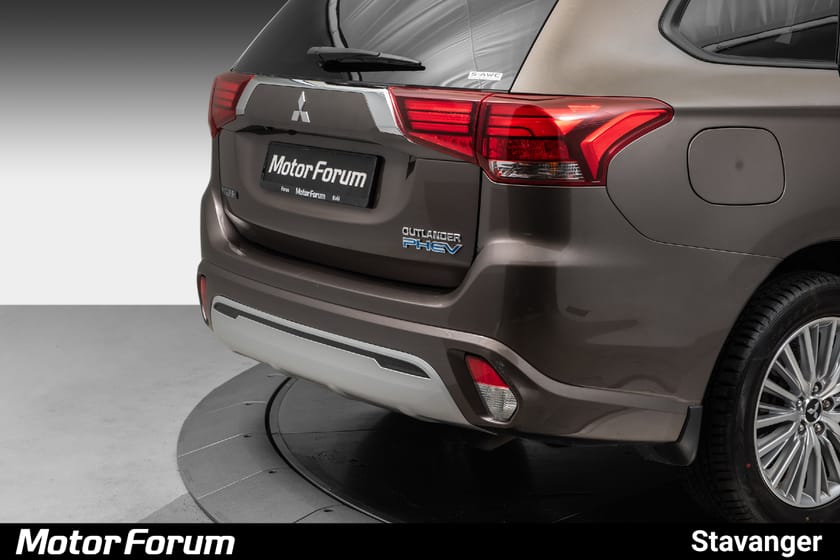 Bilde 4 av Mitsubishi Outlander PHEV INVITE/ 4WD/ NORSK BIL