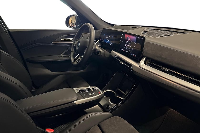 Bild 5 av BMW iX1 eDrive20 eDrive 20 M-Sport | Drag | Head-Up | Stol m minne | H/K