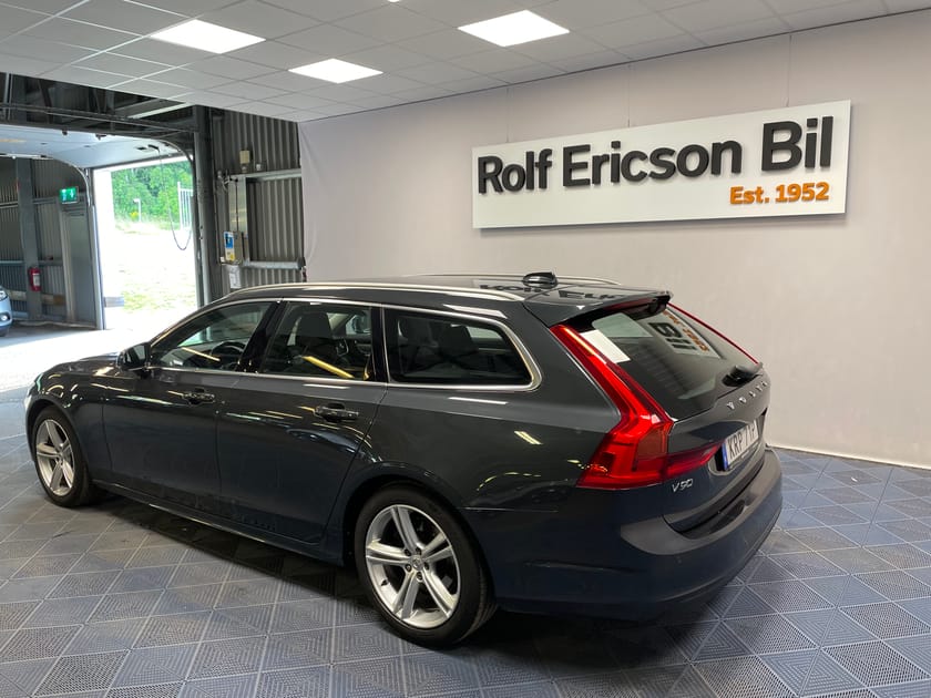 Bild 3 av Volvo V90 D3 Momentum Advanced Edition