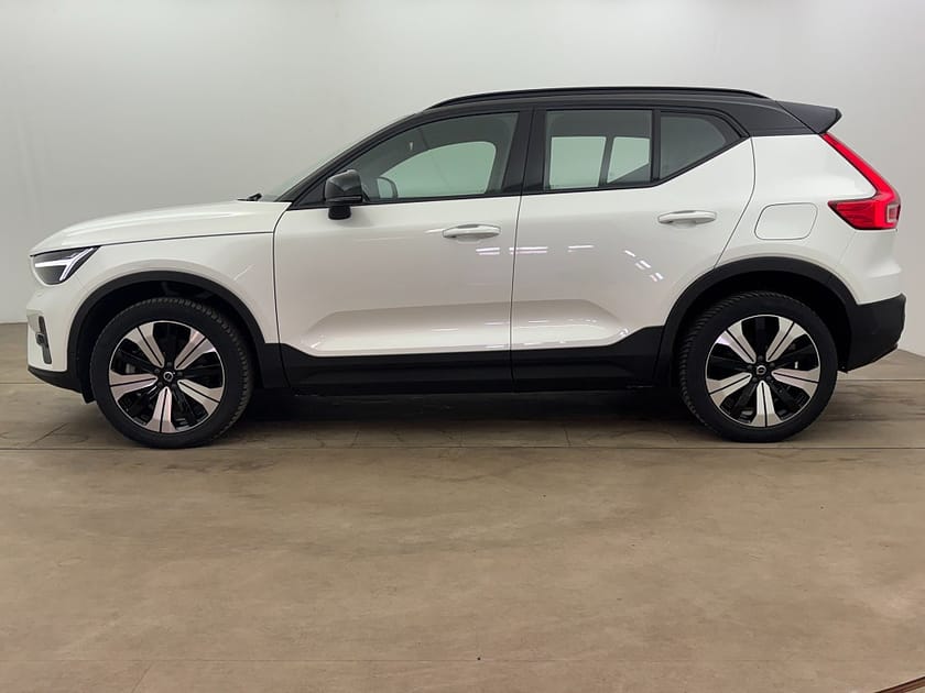 Bild 2 av Volvo XC40 Recharge Plus Edition Backkamera