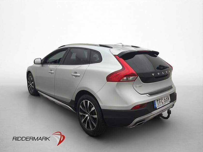 Bild 5 av Volvo V40 Cross Country D3 150hk Pano Värm Skinn Kamera Drag