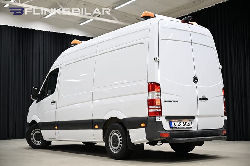 Bild 4 av Mercedes-Benz Sprinter 316 BlueTEC Skåpbil 163HK Automat|Inredning|Inverter|Backkamera|M-Värm