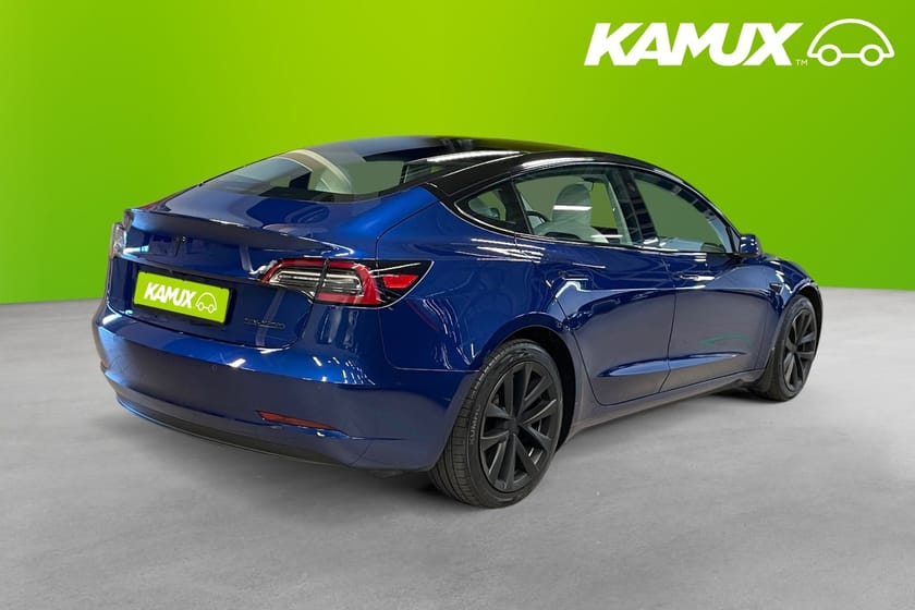 Bild 4 av Tesla Model 3 Long Range AWD 440hk 2020 Kamera Pano