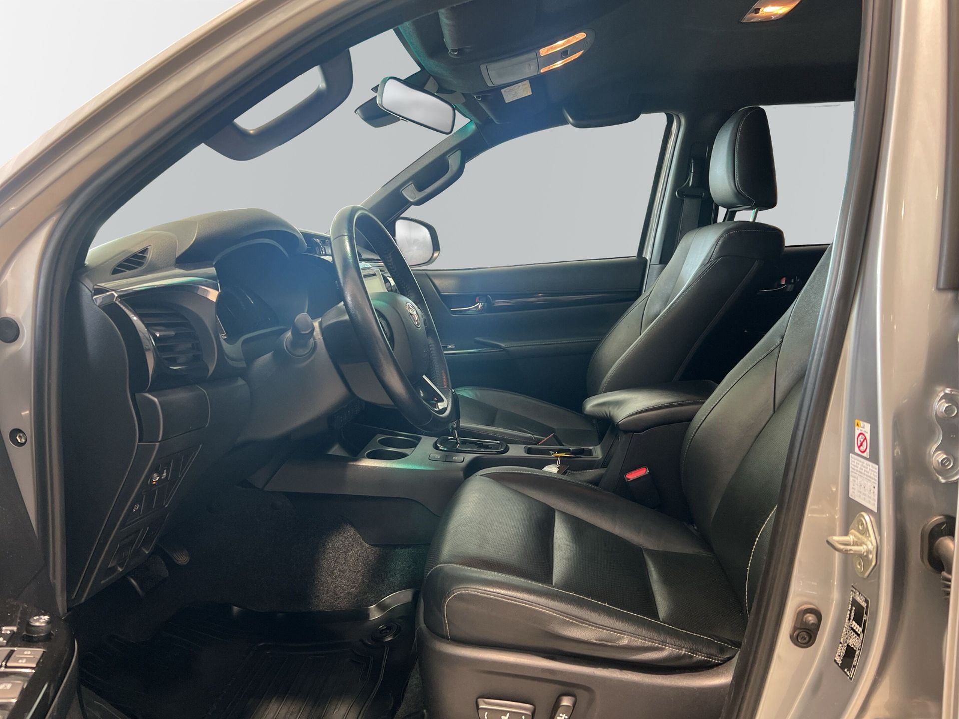 Toyota HiLux Dubbelhytt 2.4 AWD 2019, bild 6/10