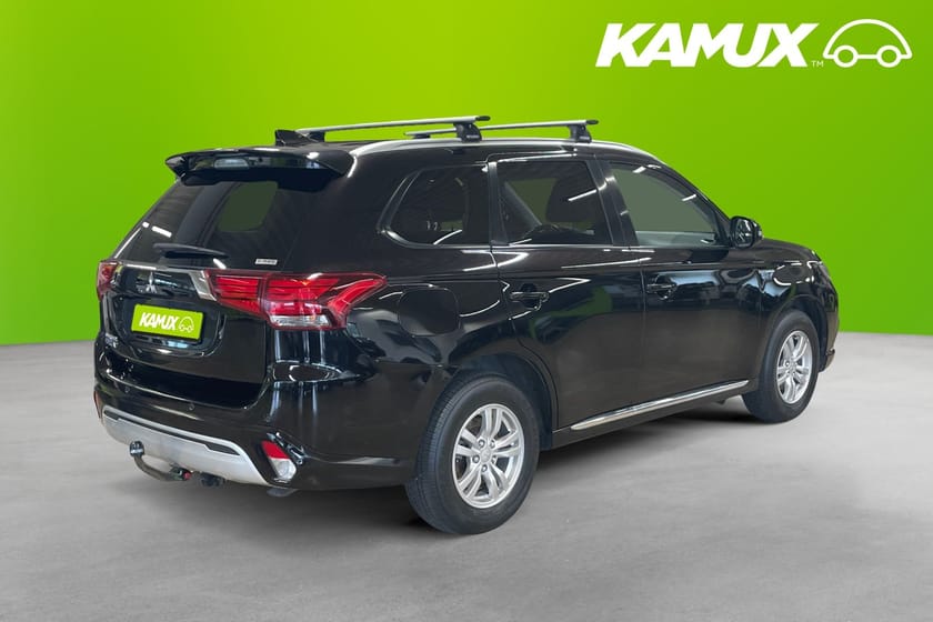 Bild 4 av Mitsubishi Outlander PHEV 224hk  Kamera Sensorer Drag