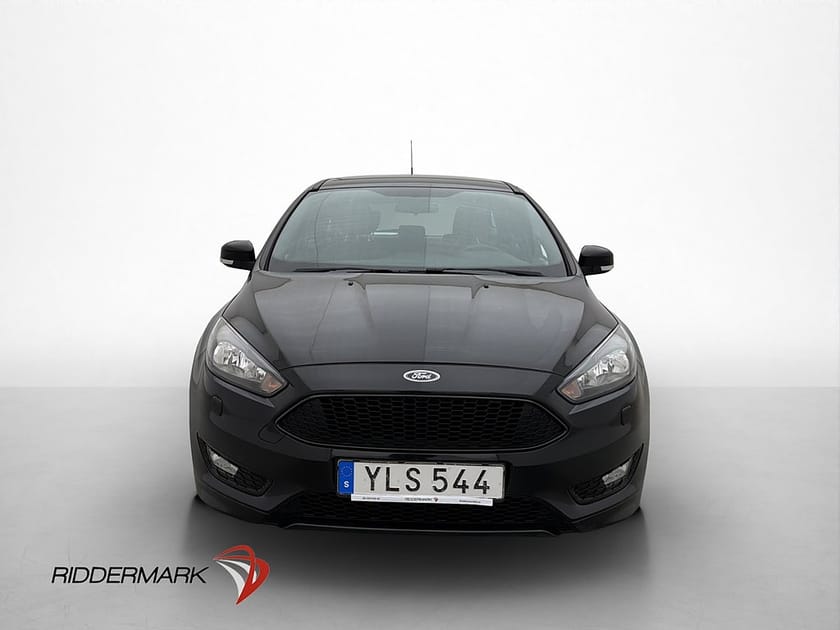 Bild 2 av Ford Focus Kombi 1.0 EcoBoost 125hk ST-Line Sensorer Farthållare