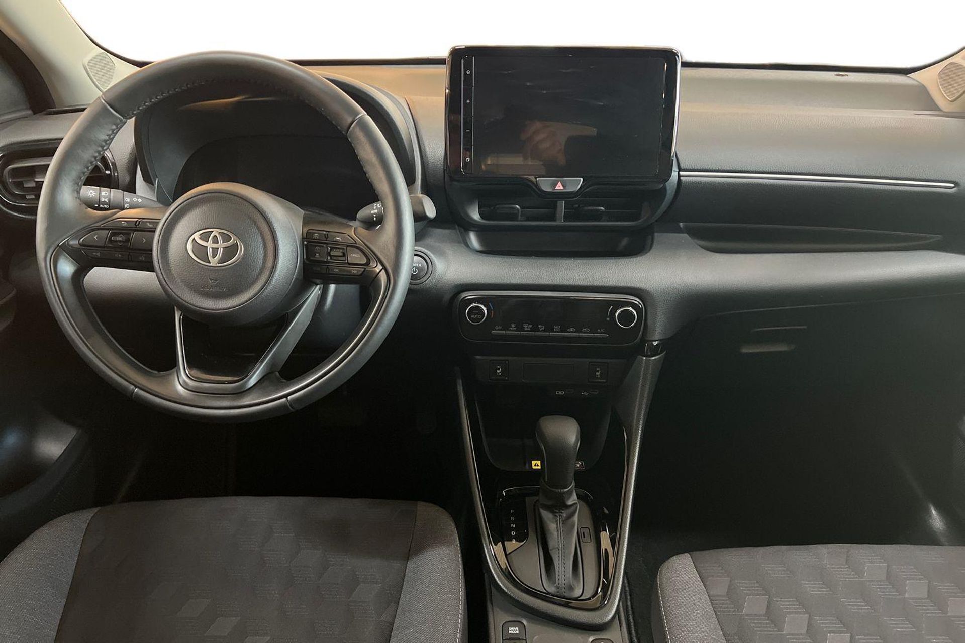 Toyota Yaris 2026, photo 7/10