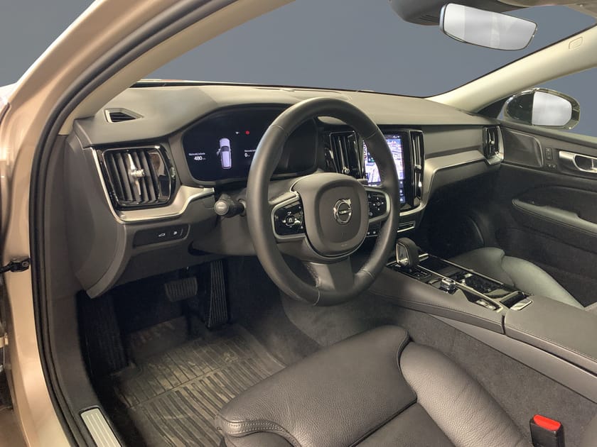Bild 5 av Volvo V60 T6 Plus Dark Nordic Edition