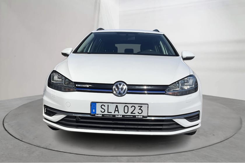 Bild 5 av Volkswagen Golf Sportscombi VII 1.4 TGI 110hk Drag Backkamera