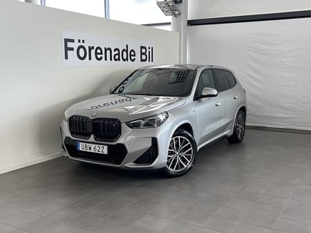 BMW iX1 xDrive30 M Sport Drag Rattvärme Drive/Park Assist