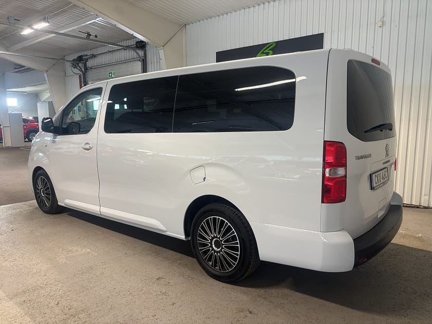 Bild 3 av Peugeot Traveller 2.0 BlueHDi EAT 9sits/Carplay/Parkeringssensorer bak