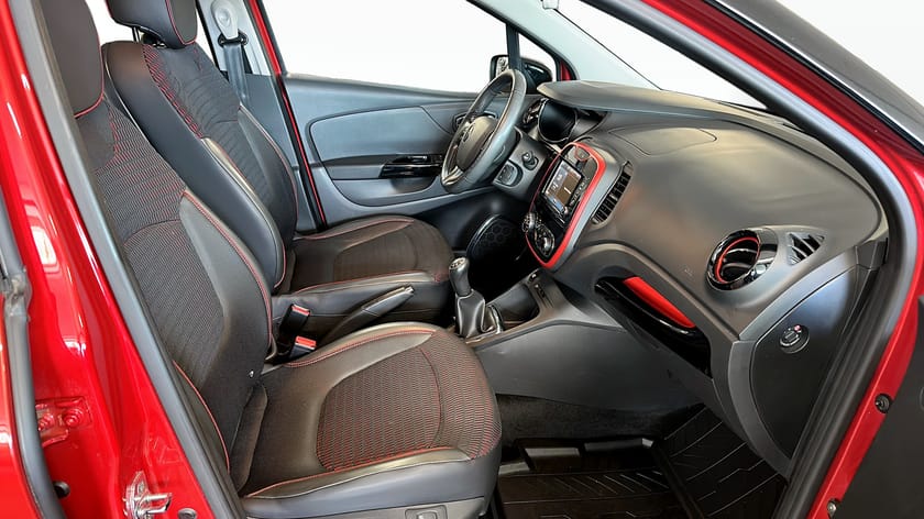 Bild 3 av Renault Captur Energy TCe 90 Helly Hansen II