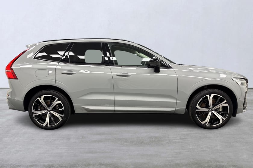 Bild 3 av Volvo XC60 T6 Plus Dark Edition