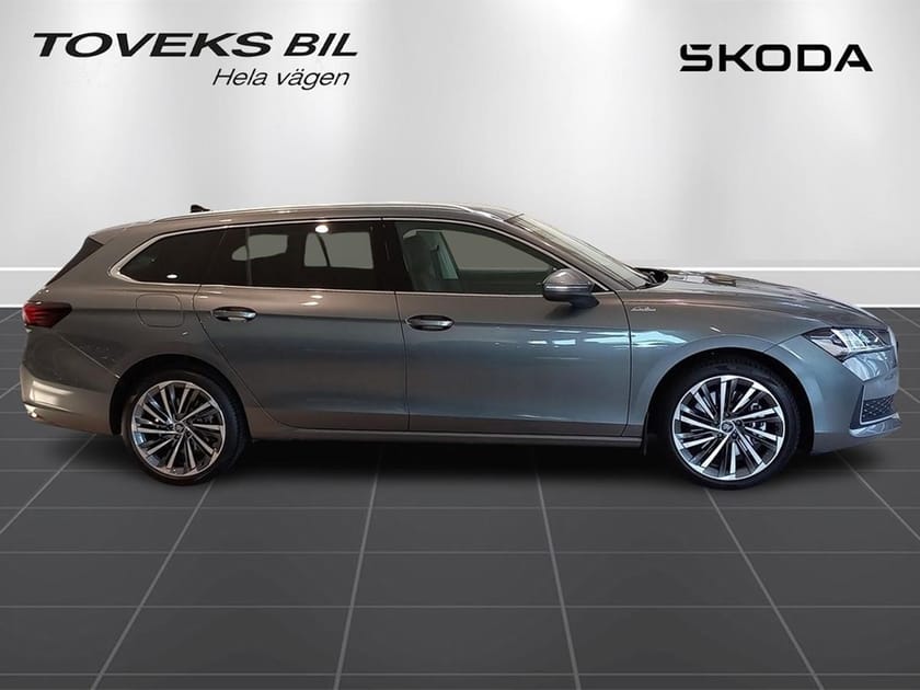 Bild 4 av Škoda Superb Kombi COMBI 2026 L&K 2,0 TDI 1