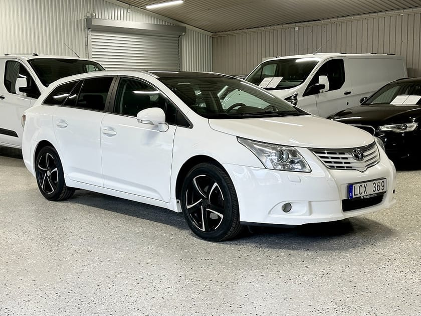 Bild 2 av Toyota Avensis Kombi 2.0 Multidrive S Premium Euro 5 Nyservad Nybess