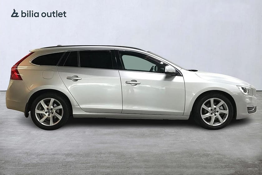 Bild 5 av Volvo V60 D4 Momentum BE 181hk Rattvärm P-värm P-sensor