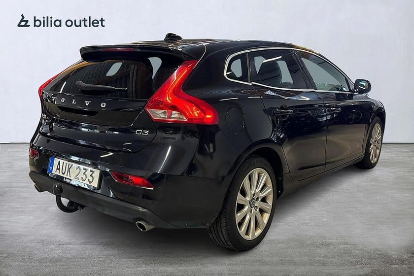 Bild 2 av Volvo V40 D3 Summum/Värmare/Dragkrok