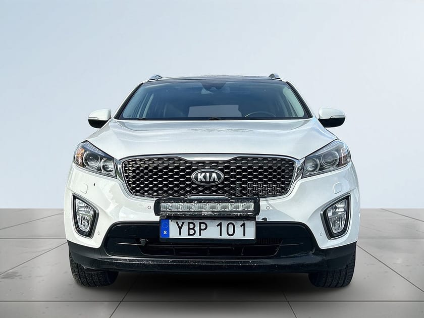 Bild 2 av Kia Sorento 2.2 CRDi AWD Business 7-sits Drag Kamera Pano Navi S&V