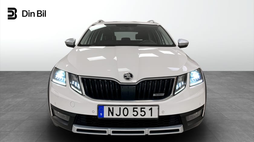 Bild 4 av Škoda Octavia Scout COMBI 2,0 TDI 150 DSG 4X4
