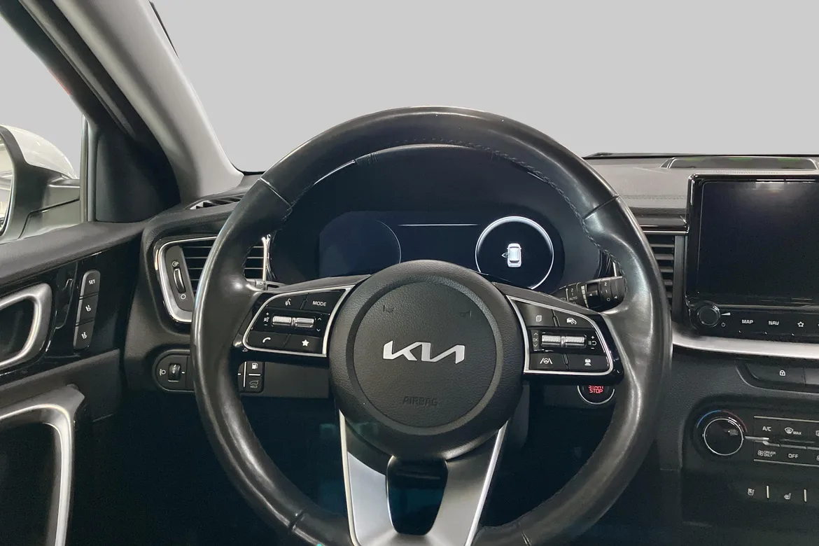 picture of a car