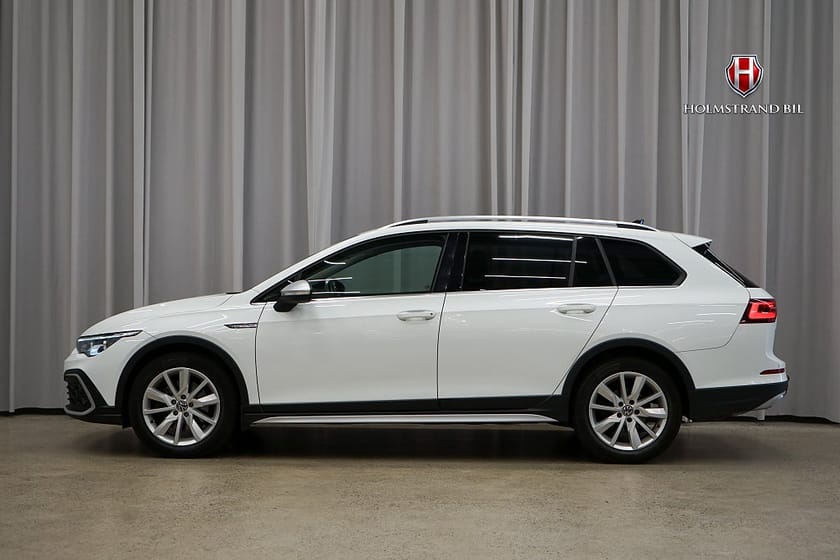 Bild 1 av Volkswagen Golf Alltrack 2.0 TDI 4M Executive Matrix Dvärm Drag Kamera