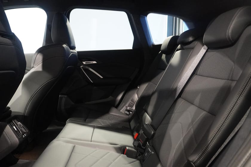 Bild 4 av BMW X1 sDrive18i Active Edition Rattvärme Driving Assistant Plus Shadow Line
