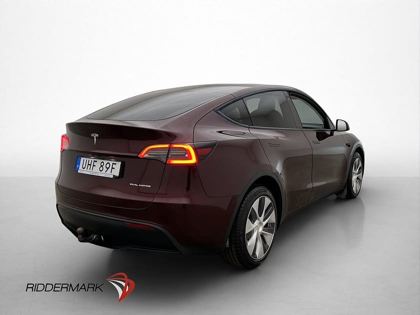 Bild 5 av Tesla Model Y Long Range AWD Ljus interiör Drag AP Pano MOMS