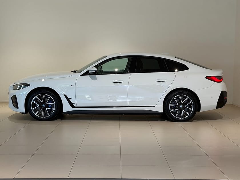 Bild 2 av BMW i4 eDrive40 Gran Coupé eDrive 40, M-Sport, Drag, Adpt Fart, 360 kamera, Navi