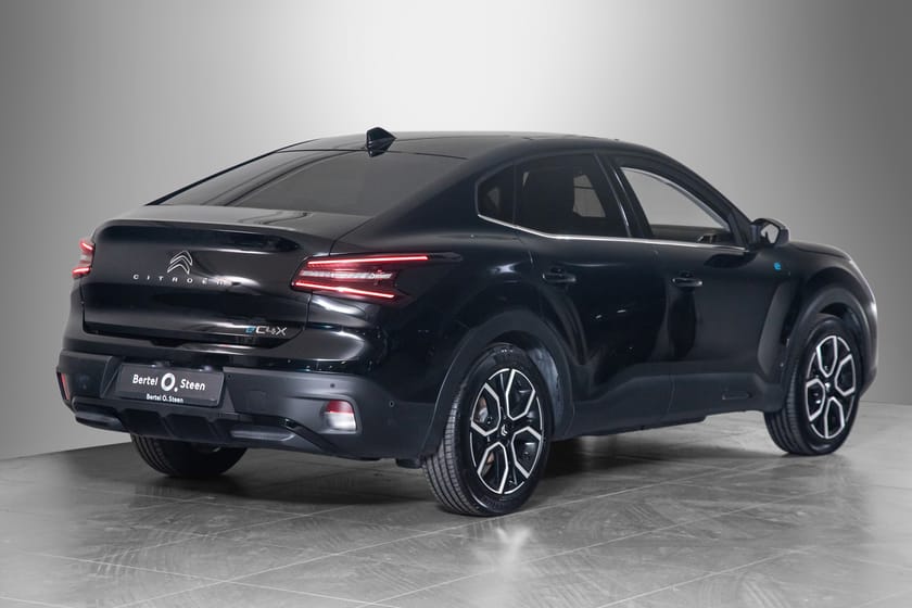 Bilde 4 av Citroën ë-C4 X Shine | ACC | Prox keyless | Skinn m/massasje | Soltak