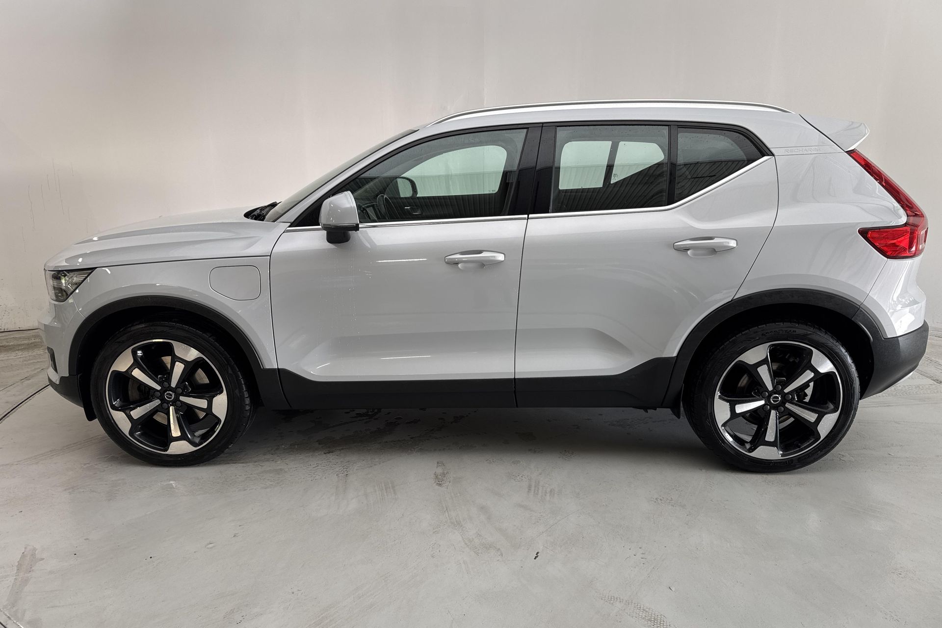Volvo XC40 Recharge T5 2021, photo 2/10