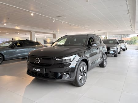Volvo EX40 Single Motor Extended Range ExtendedRange Plus SE