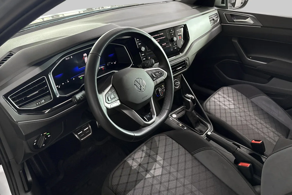 picture of a car
