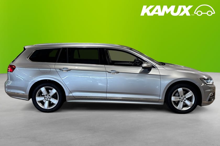 Bild 2 av Volkswagen Passat Sportscombi 2.0 TDI 4M R-Line  Cockpit Värm Kamera Drag