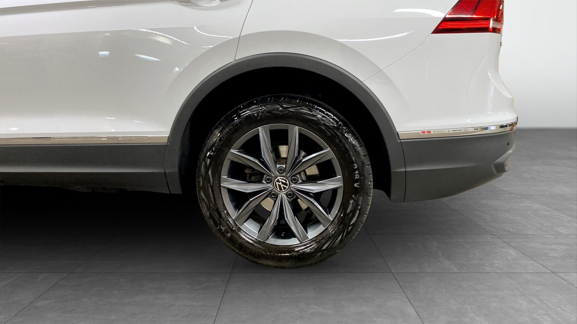 Volkswagen Tiguan 2024, bild 6/10