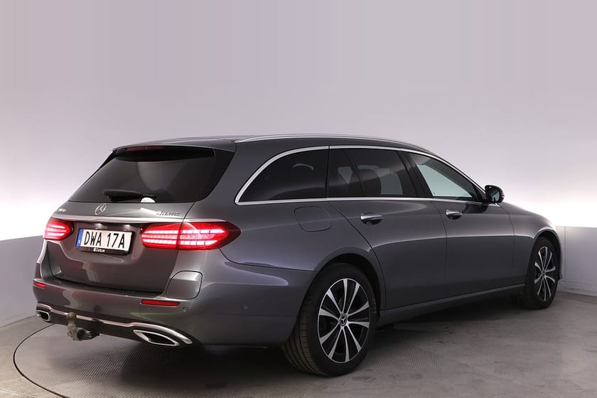 Bild 5 av Mercedes-Benz E 300 T de 4MATIC Avantgarde 360 Navi BSM Drag