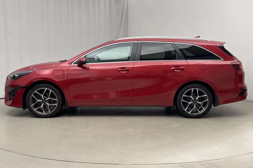 Bild 2 av Kia Ceed Sportswagon Plug-in Hybrid 1.6 SW (141hk) Advance Plus