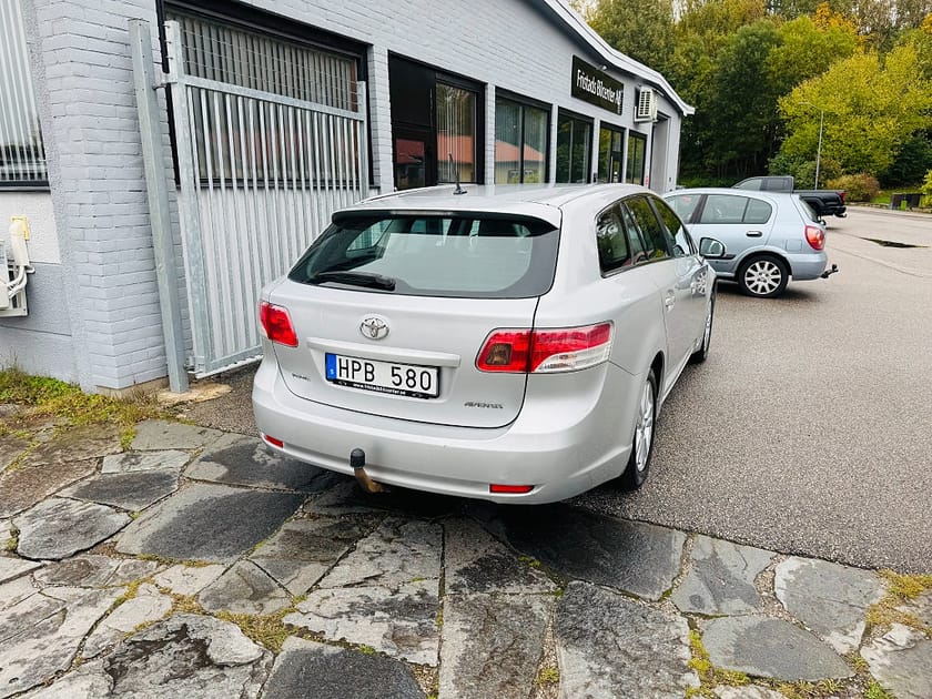 Bild 3 av Toyota Avensis Kombi