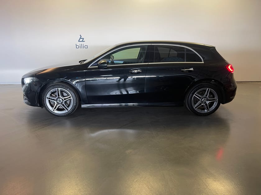 Bild 2 av Mercedes-Benz A 250 e 8G-DCT AMG Line/ Navigation/ Backkamera/ Parkeringsensor bak/