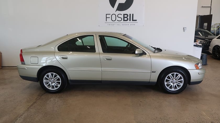 Bild 3 av Volvo S60 *RÄNTEKAMPANJ 3.45%*  2.4 Business Kamremsbytt