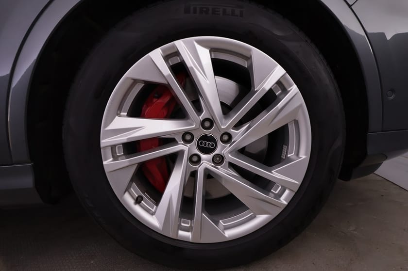 Bild 3 av Audi Q7 60 TFSI e quattro S-Line 462hk Matrix/Drag