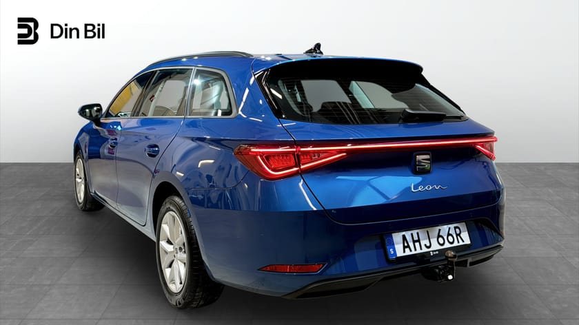 Bild 3 av SEAT Leon Sportstourer Style eTSI115 DSG Drag/P-värmare