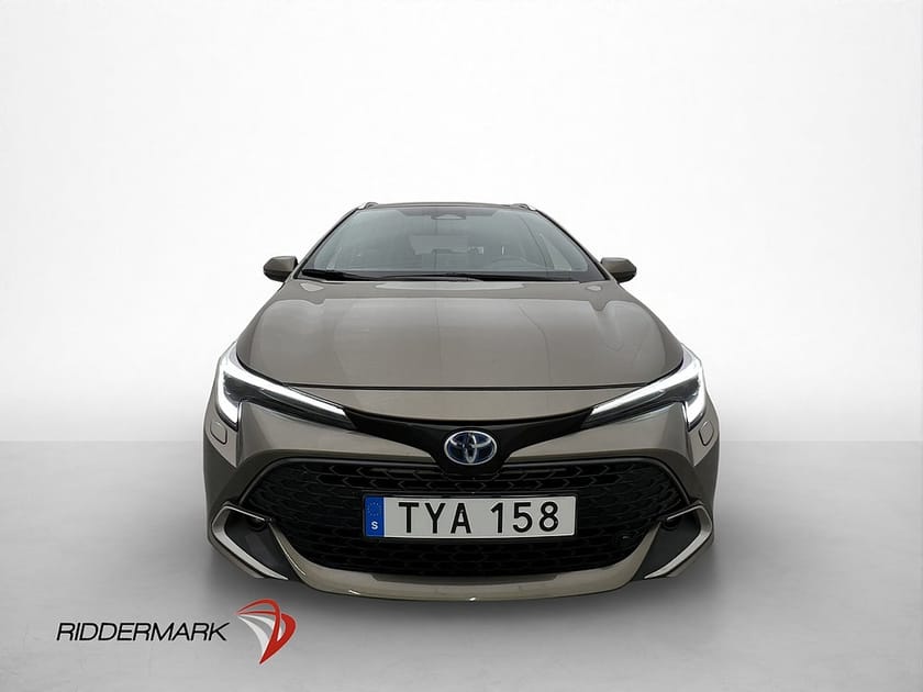 Bild 2 av Toyota Corolla Touring Sports Hybrid e-CVT 140hk Cockpit B-Kamera M-Värm