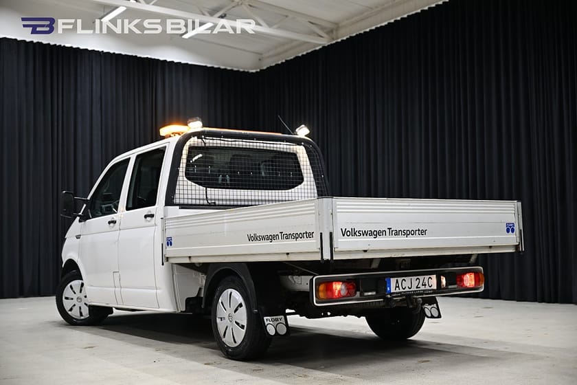 Bild 5 av Volkswagen Transporter Chassi Dubbelhytt DSG 4Motion 150HK Dubbelhytt|Flak|Drag|Värmare|Leasbar
