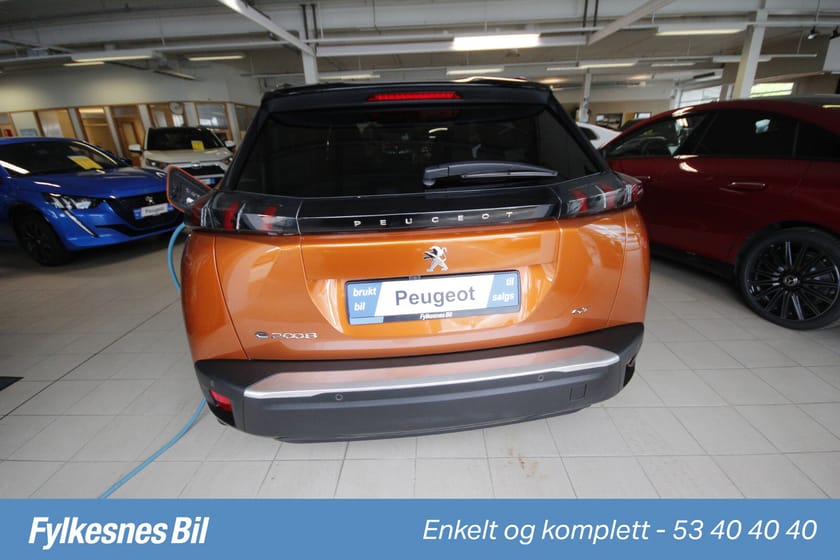 Bilde 3 av Peugeot e-2008 GT 136hk
