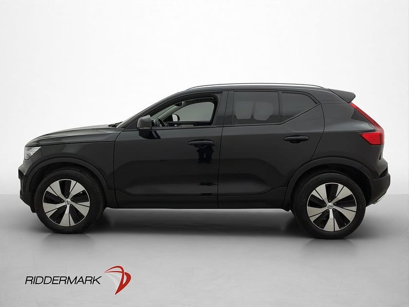 Bild 4 av Volvo XC40 T3 Momentum Advc MOMS Halvskinn CarPlay Drag