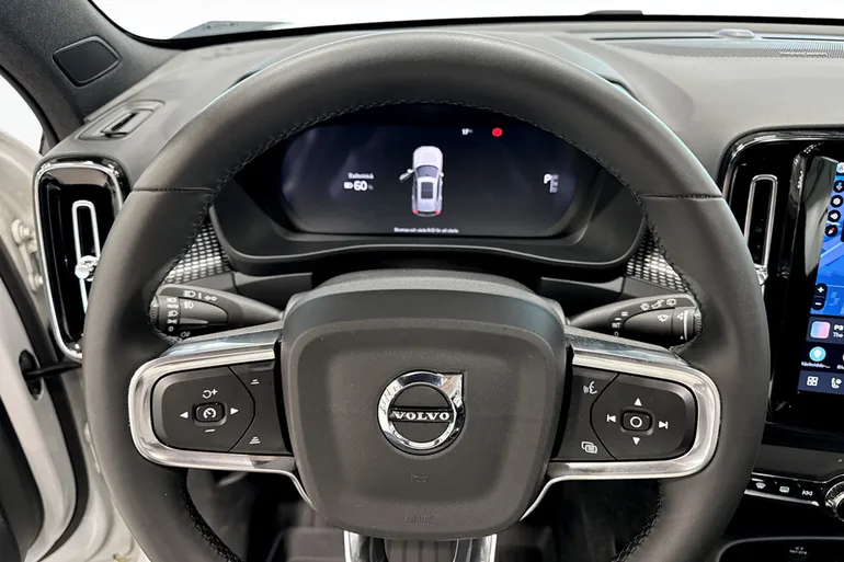 Volvo EX40 Twin Motor Performance