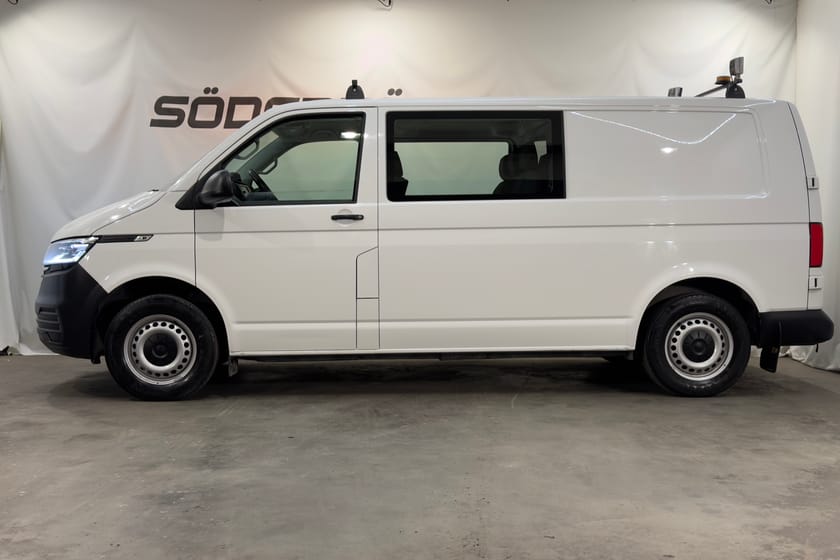 Bild 3 av Volkswagen Transporter Kombi T32 2.0 TDI 4M DRAG VÄRMARE MOMSBIL